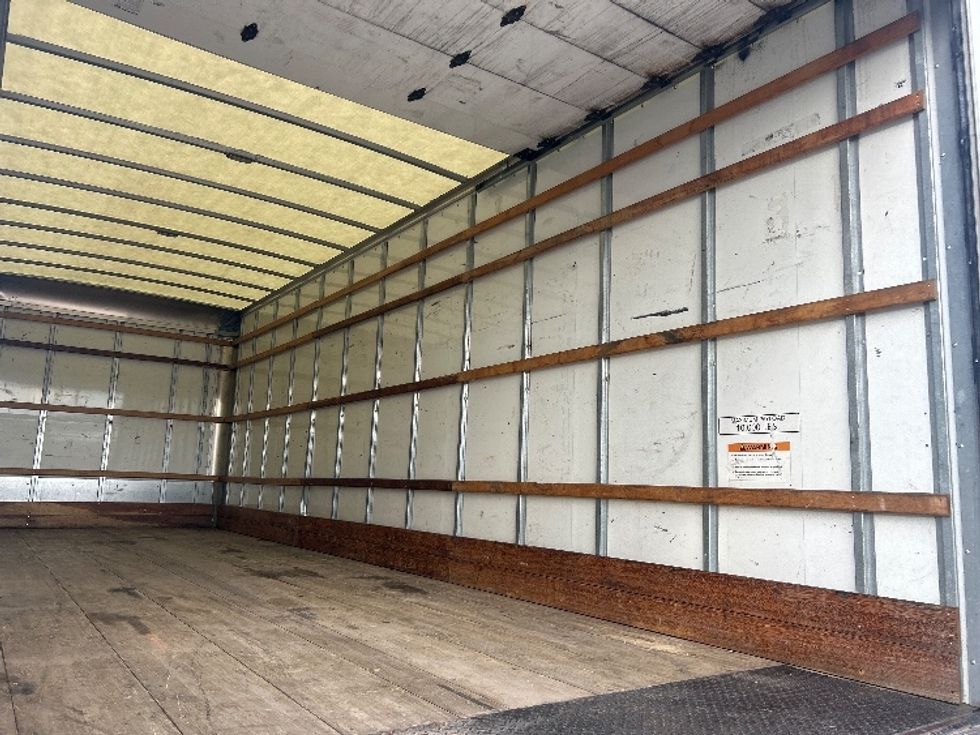 Medium Duty Box Truck-Light and Medium Duty Trucks-International-2022-MV607-Fort Worth-TX-228,619\n\t\tmiles-$ 42,000 - Image 12