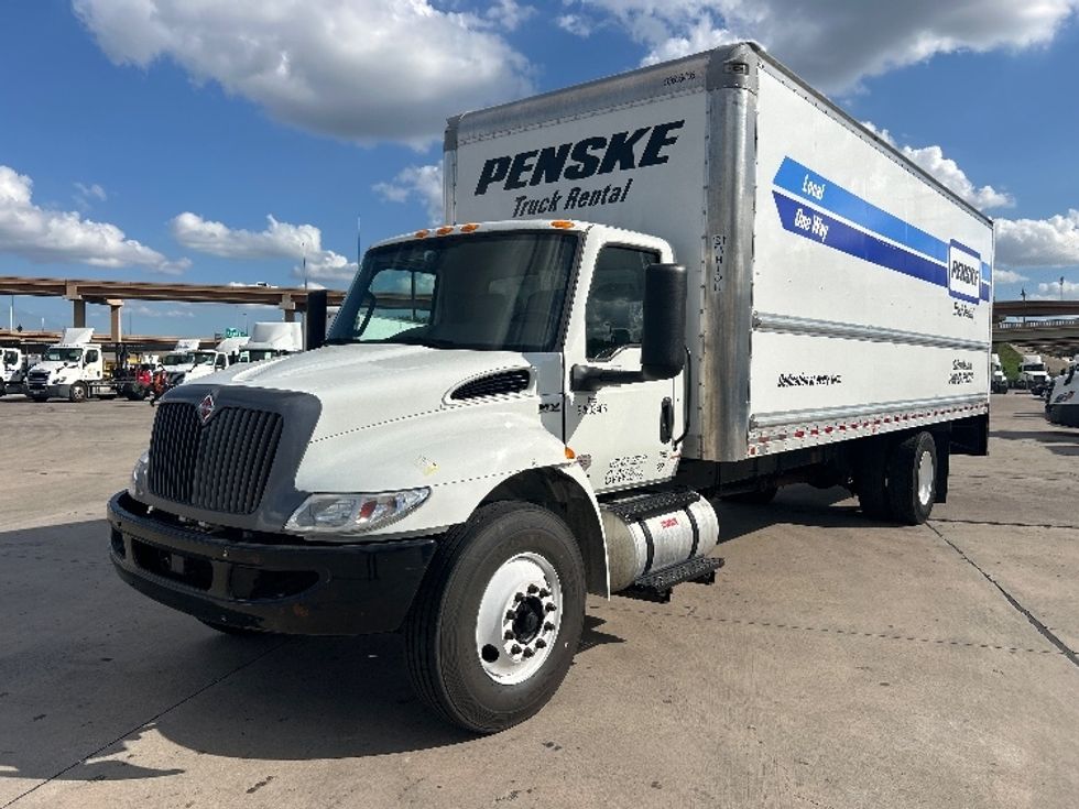 Medium Duty Box Truck-Light and Medium Duty Trucks-International-2022-MV607-Fort Worth-TX-228,619\n\t\tmiles-$ 42,000 - Image 3