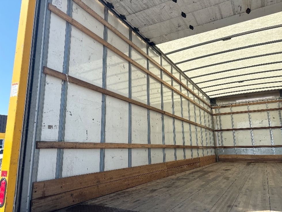 Medium Duty Box Truck-Light and Medium Duty Trucks-International-2022-MV607-Fort Worth-TX-245,340\n\t\tmiles-$ 39,750 - Image 11