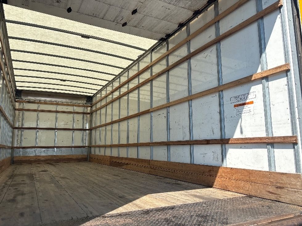 Medium Duty Box Truck-Light and Medium Duty Trucks-International-2022-MV607-Fort Worth-TX-245,340\n\t\tmiles-$ 39,750 - Image 12
