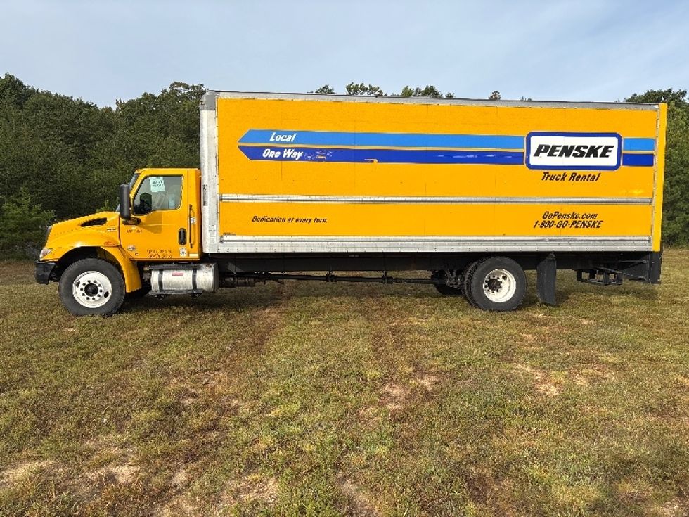 Medium Duty Box Truck-Light and Medium Duty Trucks-International-2022-MV607-Fredericksburg-VA-230,616\n\t\tmiles-$ 38,000 - Image 4