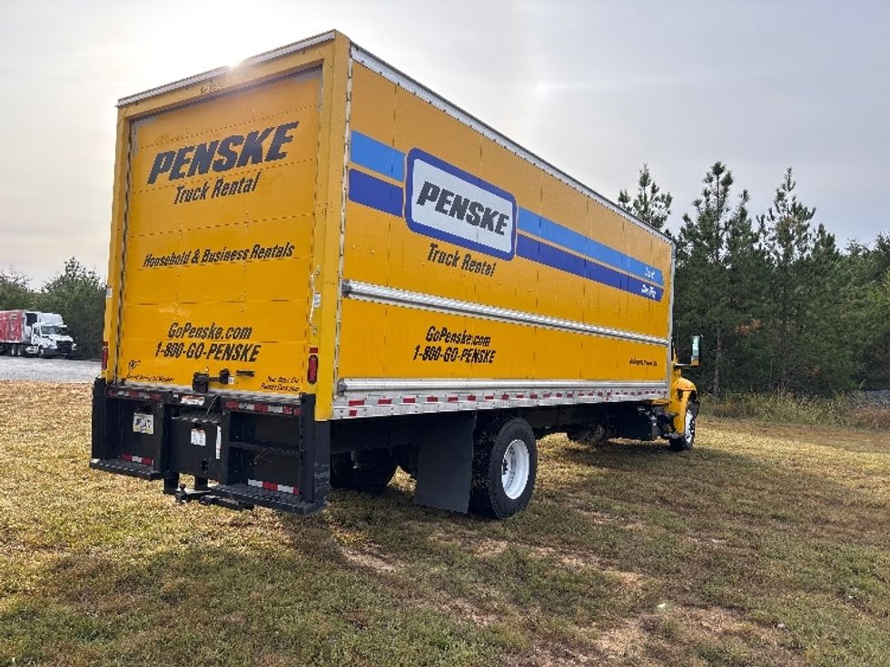 Medium Duty Box Truck-Light and Medium Duty Trucks-International-2022-MV607-Fredericksburg-VA-230,616\n\t\tmiles-$ 38,000 - Image 13