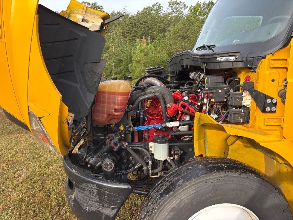 Medium Duty Box Truck-Light and Medium Duty Trucks-International-2022-MV607-Fredericksburg-VA-230,616\n\t\tmiles-$ 38,000 - Image 24