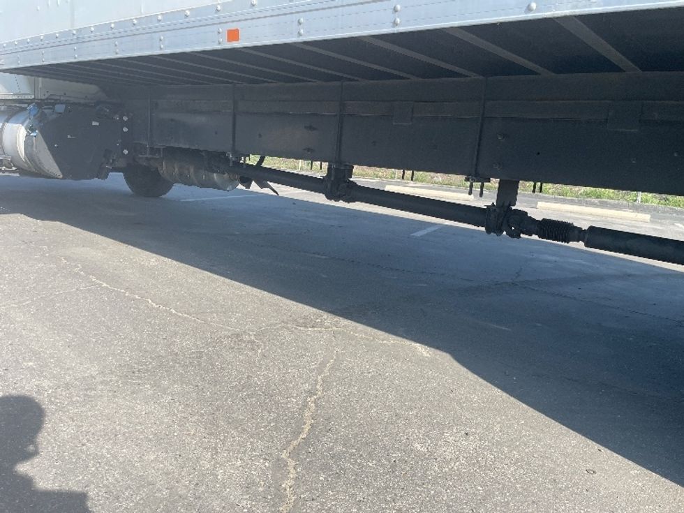 Medium Duty Box Truck-Light and Medium Duty Trucks-International-2022-MV607-Fresno-CA-84,044\n\t\tmiles-$ 82,000 - Image 5