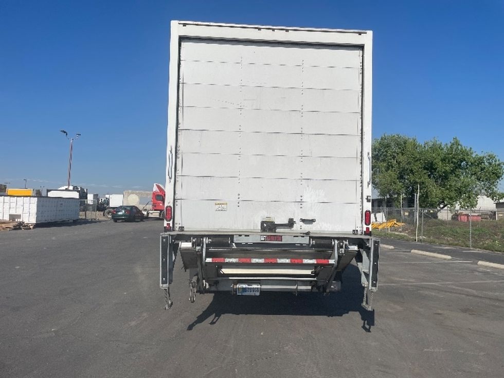 Medium Duty Box Truck-Light and Medium Duty Trucks-International-2022-MV607-Fresno-CA-84,044\n\t\tmiles-$ 82,000 - Image 7