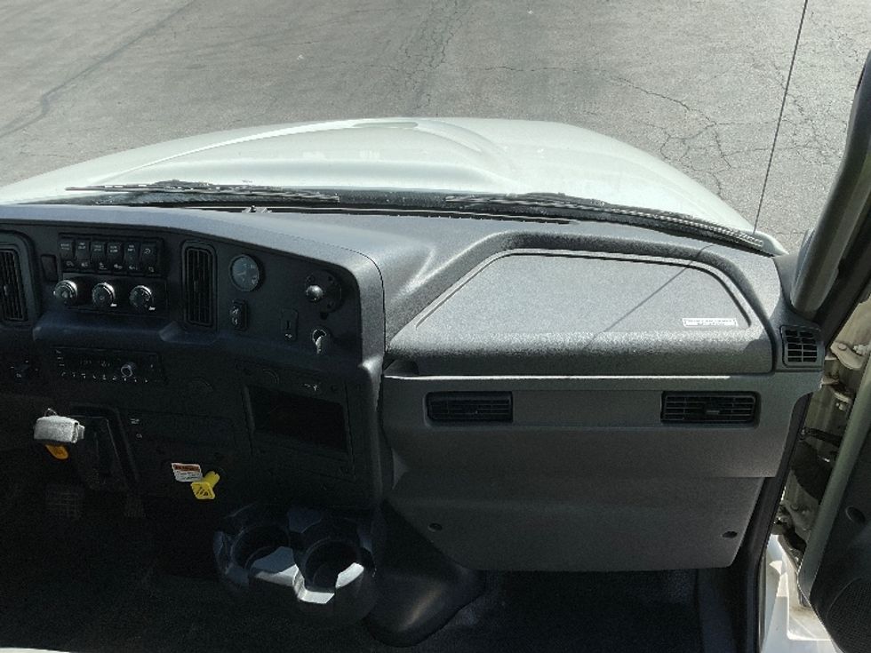 Medium Duty Box Truck-Light and Medium Duty Trucks-International-2022-MV607-Gahanna-OH-100,856\n\t\tmiles-$ 75,250 - Image 21