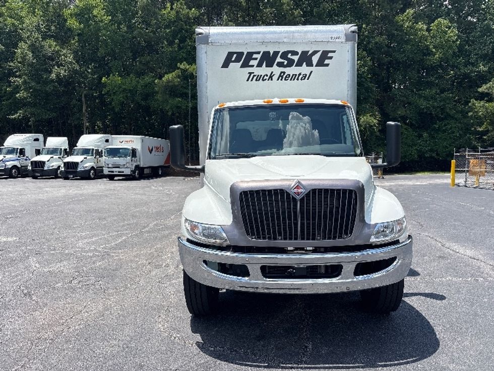 Medium Duty Box Truck-Light and Medium Duty Trucks-International-2022-MV607-Gainesville-GA-336,480\n\t\tmiles-$ 32,750 - Image 2