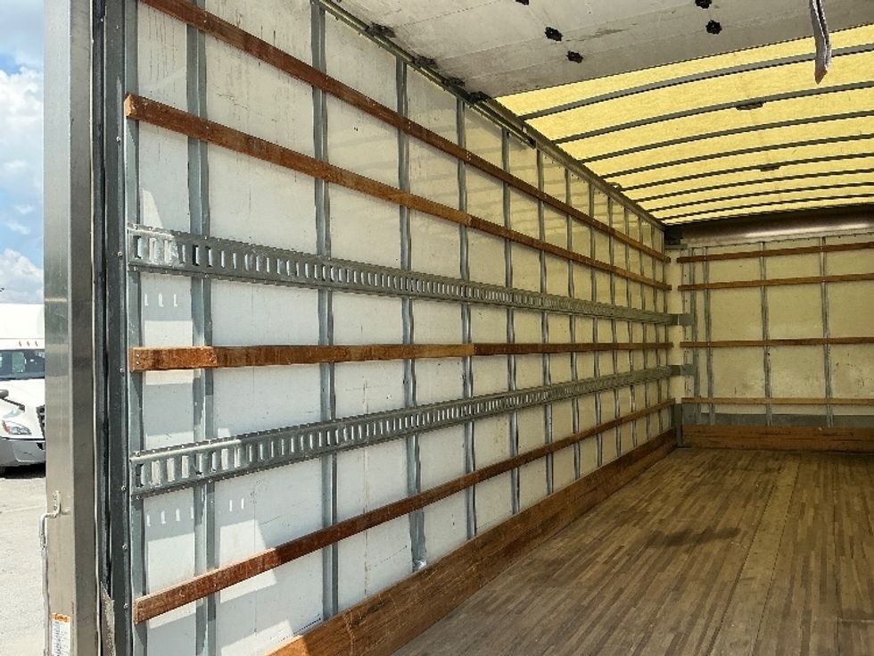 Medium Duty Box Truck-Light and Medium Duty Trucks-International-2022-MV607-Garden City-GA-185,763\n\t\tmiles-$ 60,500 - Image 11