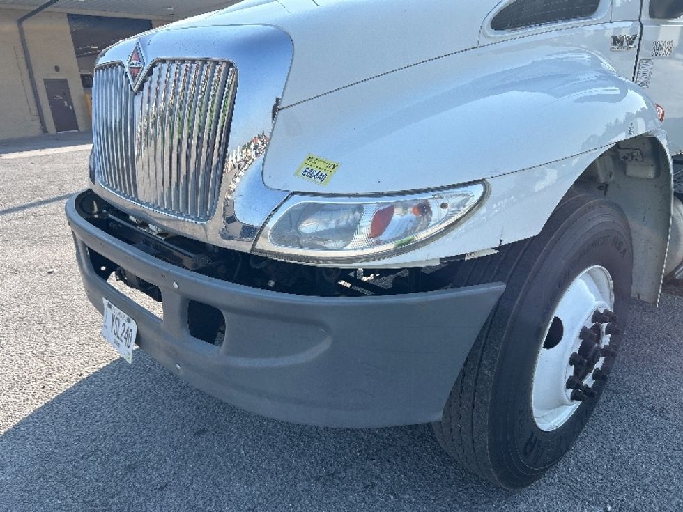 Medium Duty Box Truck-Light and Medium Duty Trucks-International-2022-MV607-Garden City-GA-185,763\n\t\tmiles-$ 60,500 - Image 25