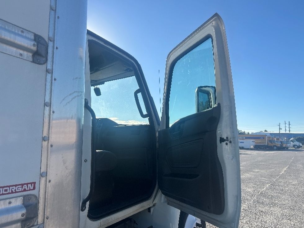Medium Duty Box Truck-Light and Medium Duty Trucks-International-2022-MV607-Garden City-GA-233,873\n\t\tmiles-$ 44,000 - Image 19