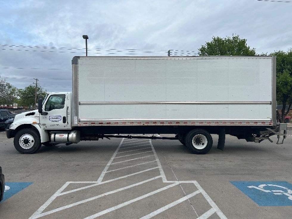 Medium Duty Box Truck-Light and Medium Duty Trucks-International-2022-MV607-Garland-TX-145,255\n\t\tmiles-$ 67,000 - Image 4