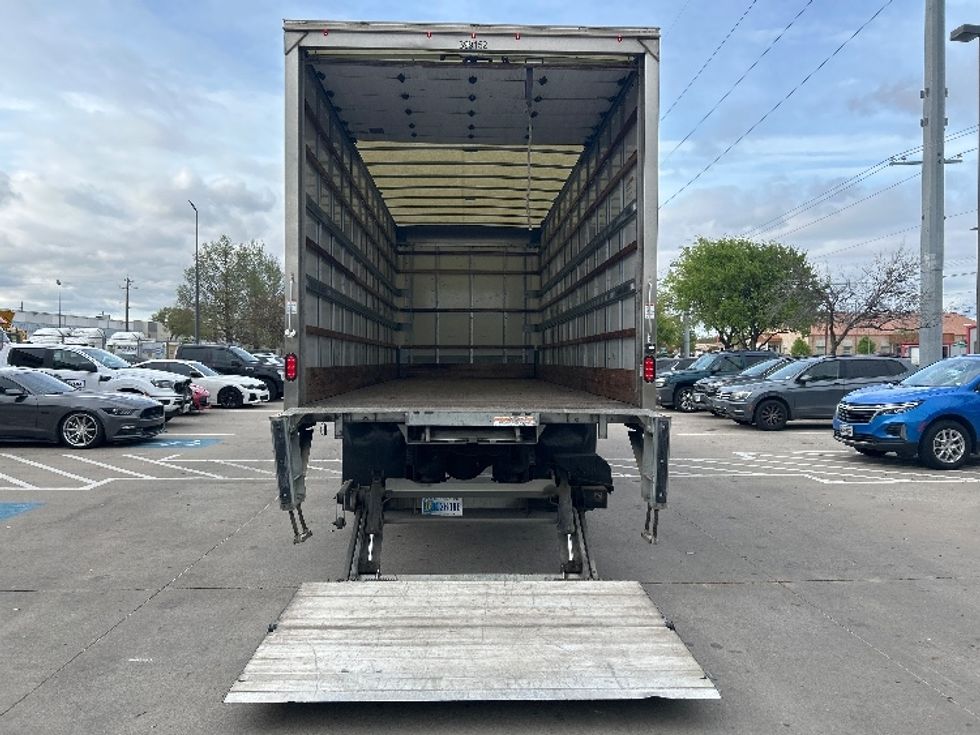 Medium Duty Box Truck-Light and Medium Duty Trucks-International-2022-MV607-Garland-TX-145,255\n\t\tmiles-$ 67,000 - Image 9