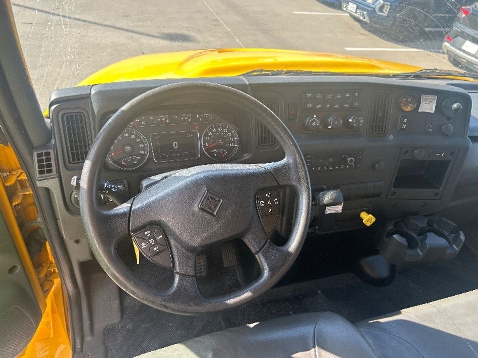Medium Duty Box Truck-Light and Medium Duty Trucks-International-2022-MV607-Garland-TX-262,302\n\t\tmiles-$ 48,250 - Image 17