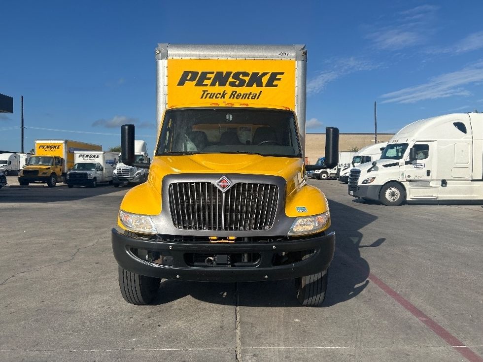 Medium Duty Box Truck-Light and Medium Duty Trucks-International-2022-MV607-Garland-TX-262,302\n\t\tmiles-$ 48,250 - Image 2