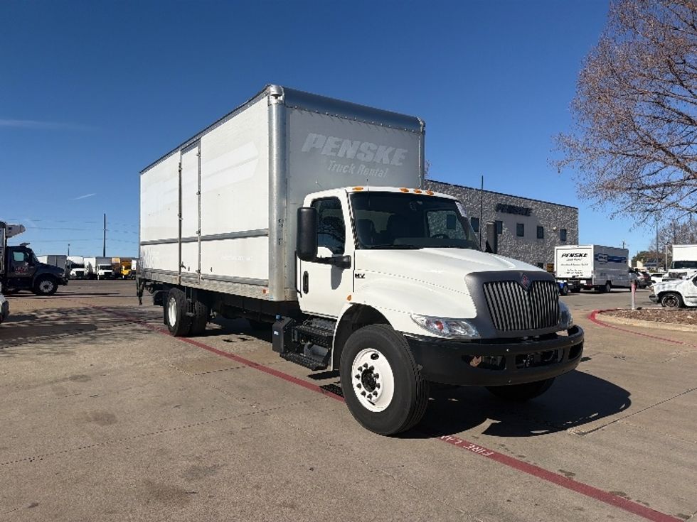 Medium Duty Box Truck-Light and Medium Duty Trucks-International-2022-MV607-Garland-TX-297,327\n\t\tmiles-$ 35,000 - Image 1