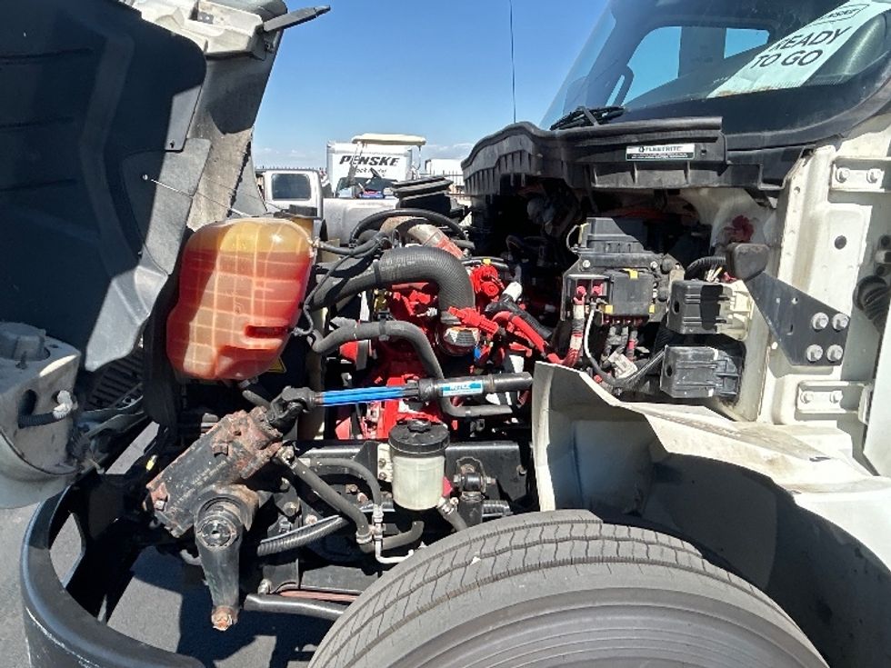 Medium Duty Box Truck-Light and Medium Duty Trucks-International-2022-MV607-Goodyear-AZ-201,711\n\t\tmiles-$ 49,750 - Image 24