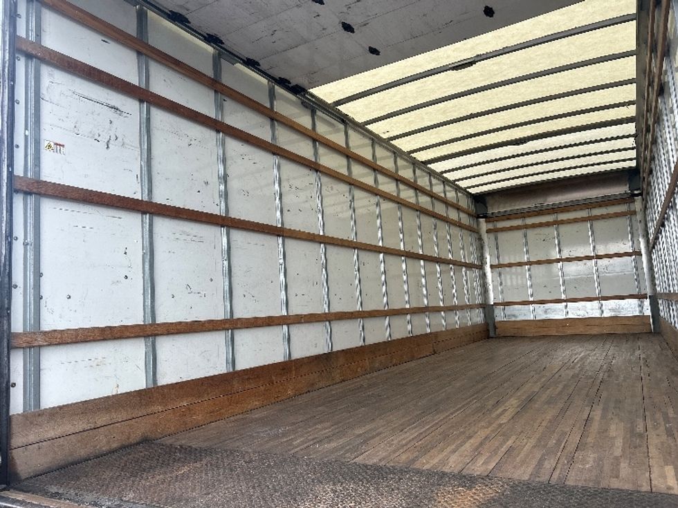 Medium Duty Box Truck-Light and Medium Duty Trucks-International-2022-MV607-Goodyear-AZ-208,350\n\t\tmiles-$ 48,500 - Image 10