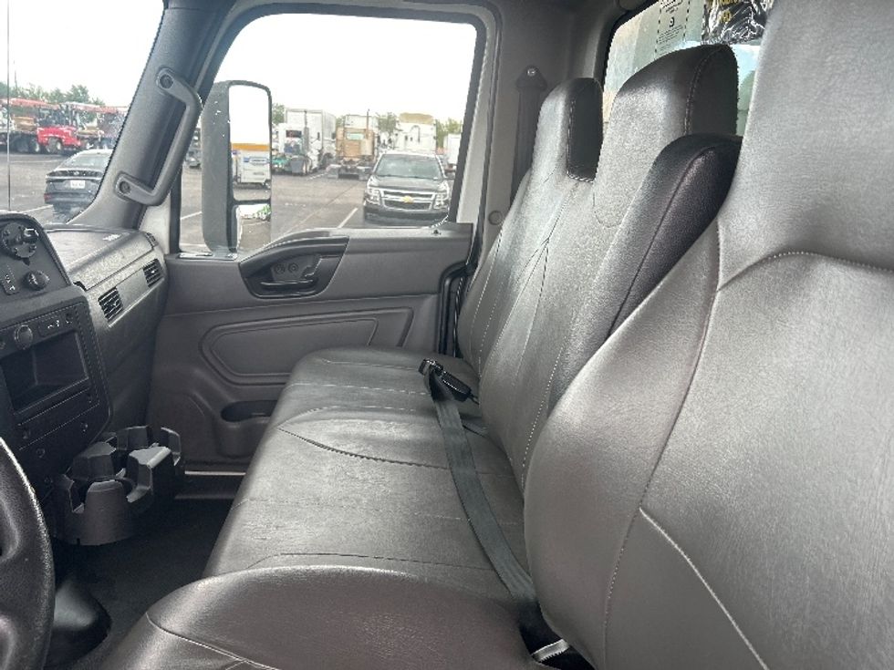 Medium Duty Box Truck-Light and Medium Duty Trucks-International-2022-MV607-Goodyear-AZ-208,350\n\t\tmiles-$ 48,500 - Image 18