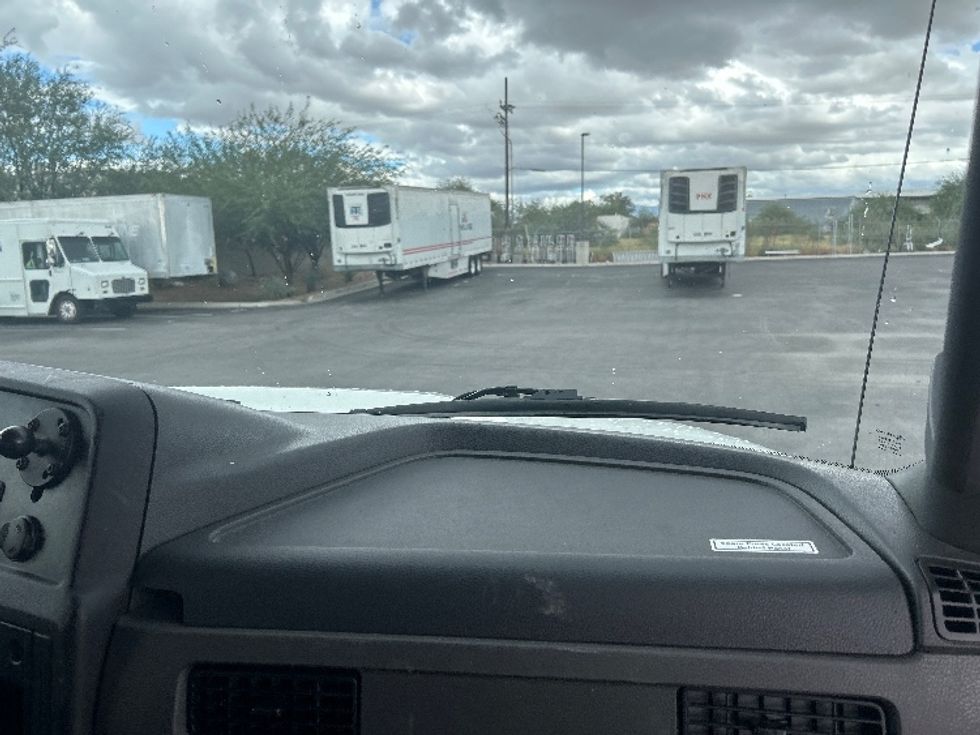 Medium Duty Box Truck-Light and Medium Duty Trucks-International-2022-MV607-Goodyear-AZ-208,350\n\t\tmiles-$ 48,500 - Image 20
