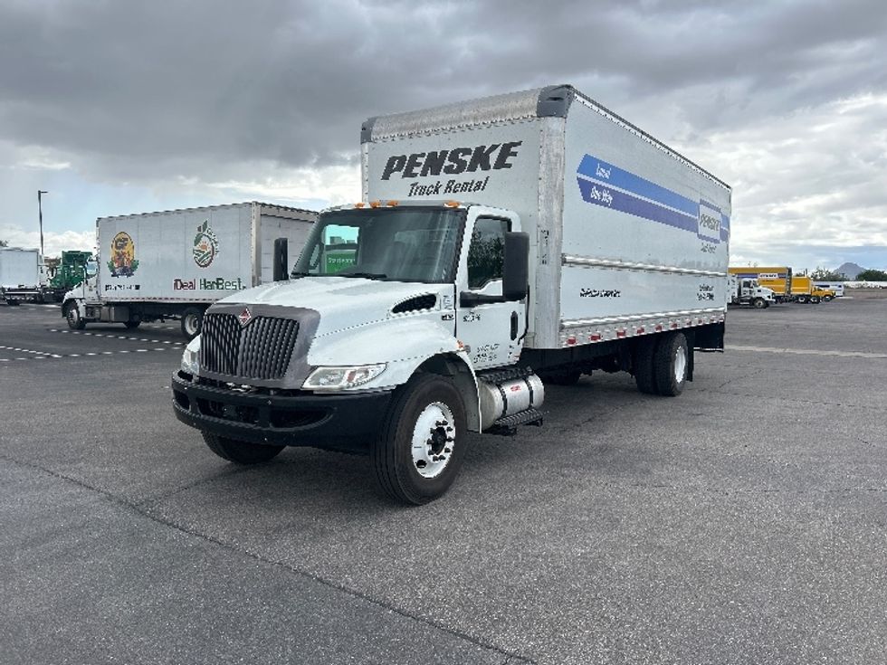 Medium Duty Box Truck-Light and Medium Duty Trucks-International-2022-MV607-Goodyear-AZ-208,350\n\t\tmiles-$ 48,500 - Image 3