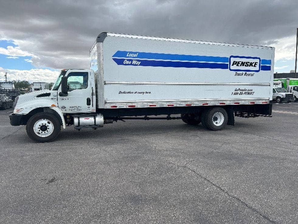 Medium Duty Box Truck-Light and Medium Duty Trucks-International-2022-MV607-Goodyear-AZ-208,350\n\t\tmiles-$ 48,500 - Image 4