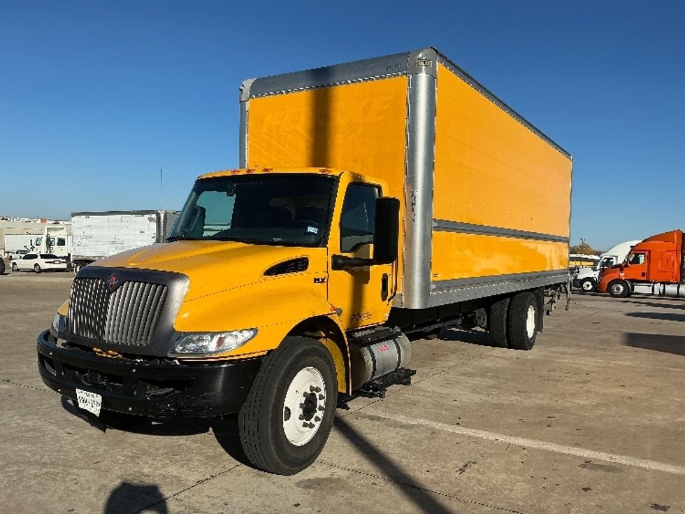 Medium Duty Box Truck-Light and Medium Duty Trucks-International-2022-MV607-Grand Prairie-TX-73,359\n\t\tmiles-$ 76,750 - Image 3