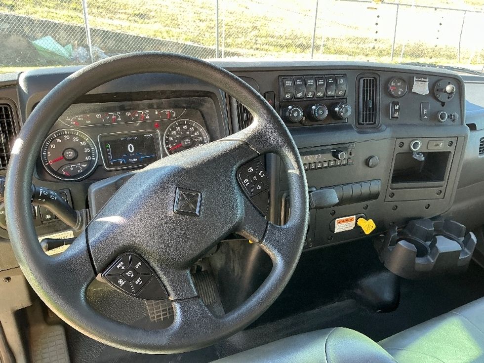 Medium Duty Box Truck-Light and Medium Duty Trucks-International-2022-MV607-Grand Prairie-TX-73,359\n\t\tmiles-$ 76,750 - Image 18