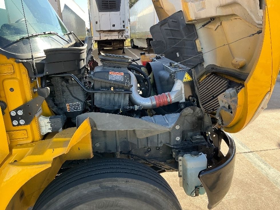 Medium Duty Box Truck-Light and Medium Duty Trucks-International-2022-MV607-Grand Prairie-TX-73,359\n\t\tmiles-$ 76,750 - Image 23