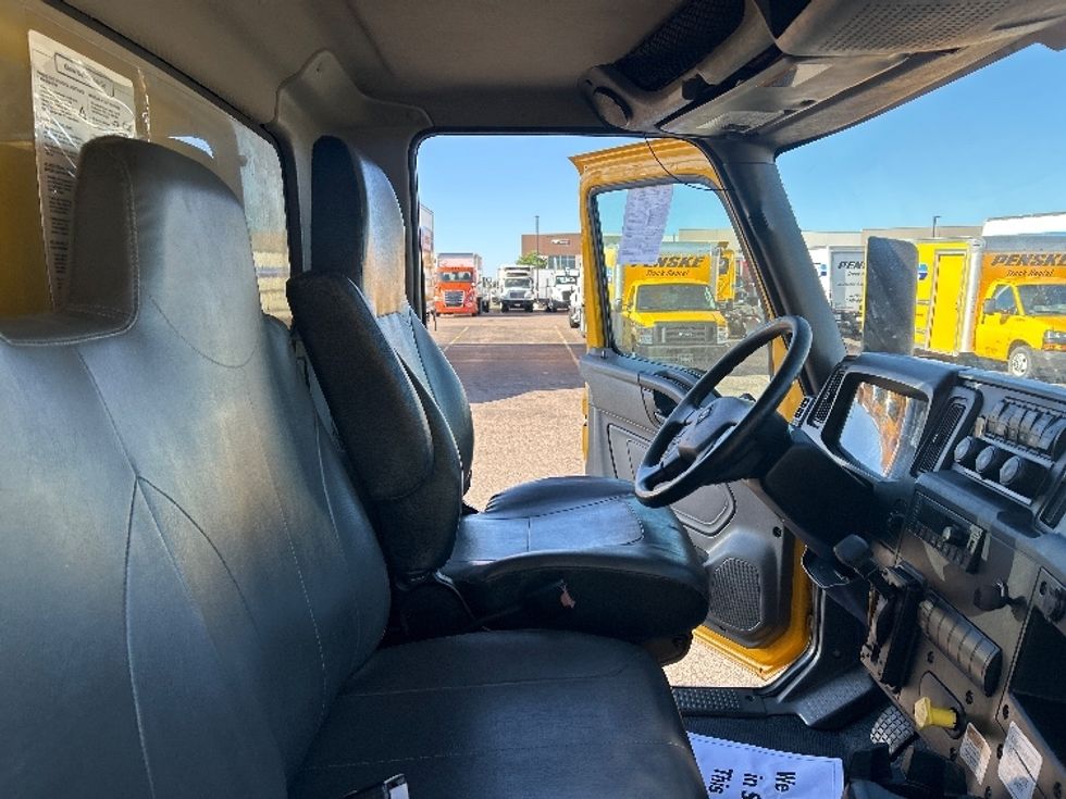 Medium Duty Box Truck-Light and Medium Duty Trucks-International-2022-MV607-Greeley-CO-139,195\n\t\tmiles-$ 65,750 - Image 22