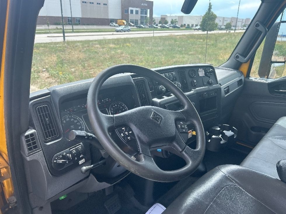 Medium Duty Box Truck-Light and Medium Duty Trucks-International-2022-MV607-Greeley-CO-151,130\n\t\tmiles-$ 63,750 - Image 17