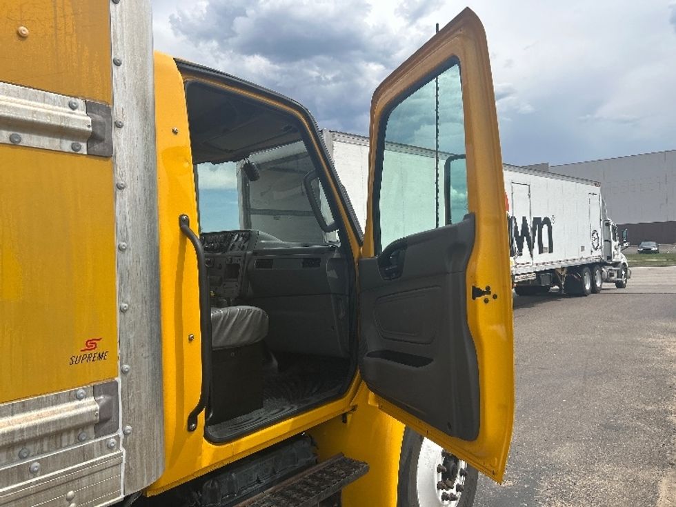 Medium Duty Box Truck-Light and Medium Duty Trucks-International-2022-MV607-Greeley-CO-151,130\n\t\tmiles-$ 63,750 - Image 20