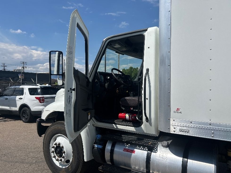Medium Duty Box Truck-Light and Medium Duty Trucks-International-2022-MV607-Greeley-CO-200,737\n\t\tmiles-$ 52,750 - Image 16