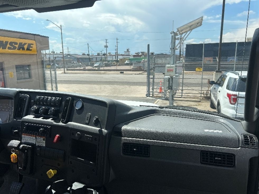 Medium Duty Box Truck-Light and Medium Duty Trucks-International-2022-MV607-Greeley-CO-200,737\n\t\tmiles-$ 52,750 - Image 21