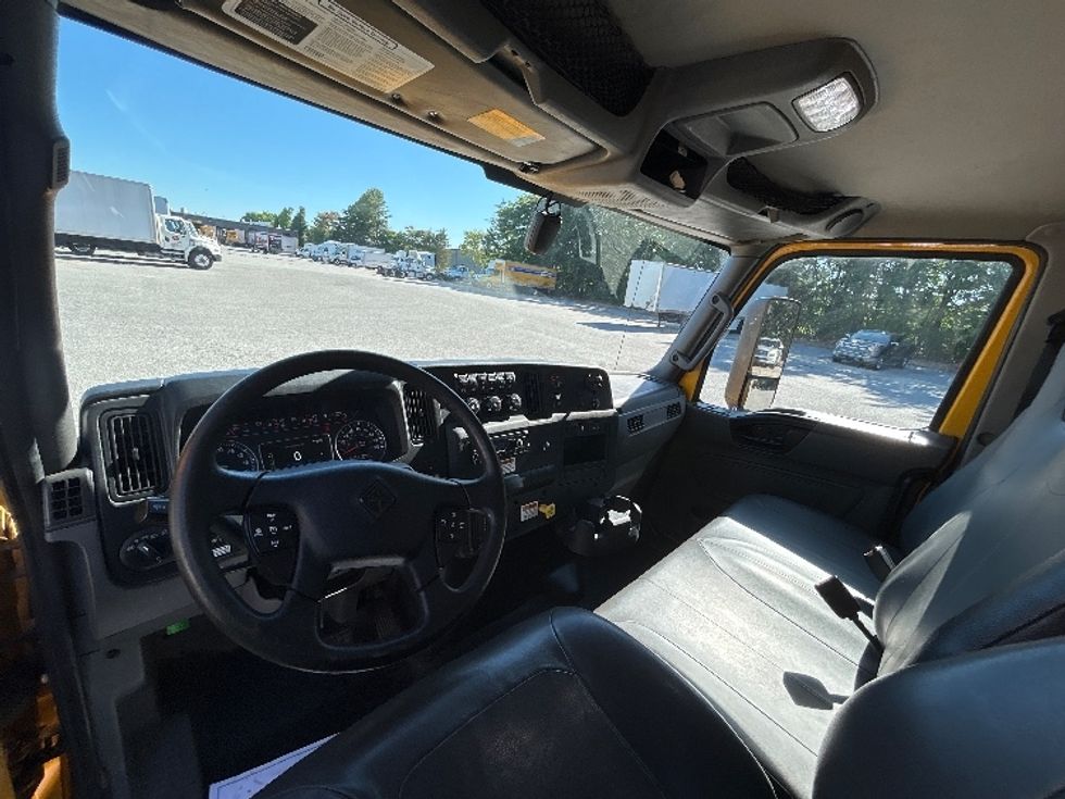 Medium Duty Box Truck-Light and Medium Duty Trucks-International-2022-MV607-Greensboro-NC-165,579\n\t\tmiles-$ 59,750 - Image 17