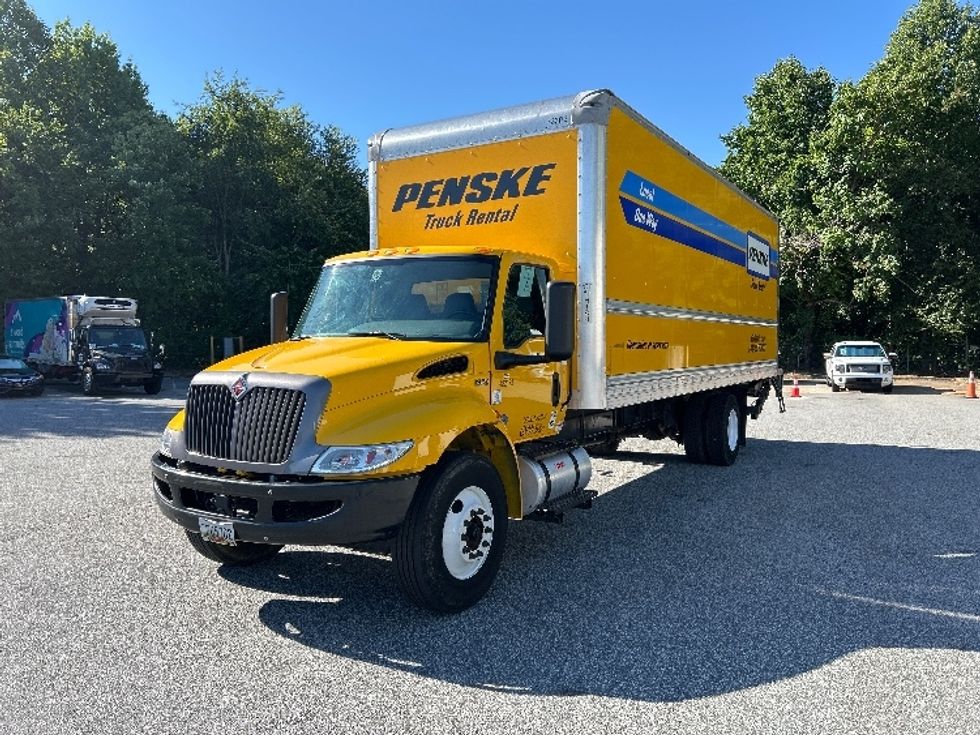 Medium Duty Box Truck-Light and Medium Duty Trucks-International-2022-MV607-Greensboro-NC-165,579\n\t\tmiles-$ 59,750 - Image 3