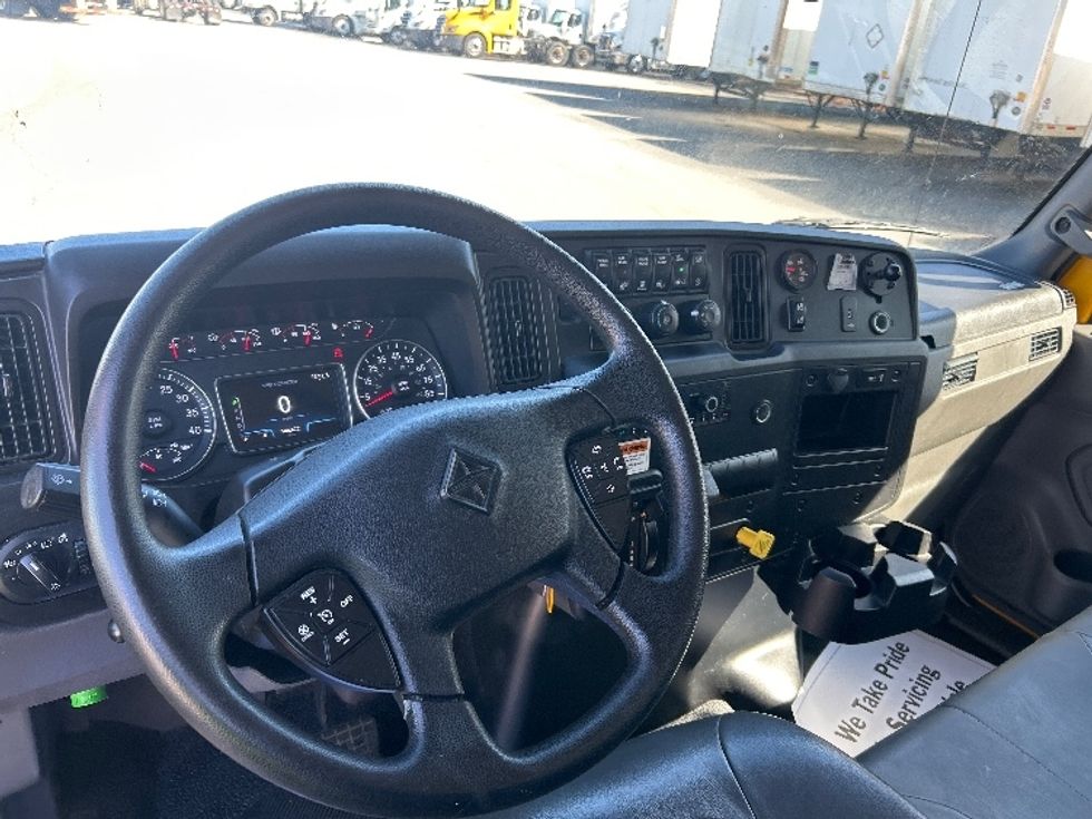 Medium Duty Box Truck-Light and Medium Duty Trucks-International-2022-MV607-Greensboro-NC-166,687\n\t\tmiles-$ 57,500 - Image 17