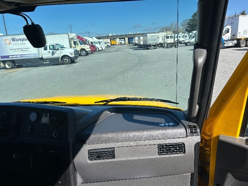 Medium Duty Box Truck-Light and Medium Duty Trucks-International-2022-MV607-Greensboro-NC-166,687\n\t\tmiles-$ 57,500 - Image 21