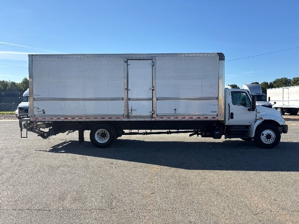 Medium Duty Box Truck-Light and Medium Duty Trucks-International-2022-MV607-Greensboro-NC-180,688\n\t\tmiles-$ 64,500 - Image 15