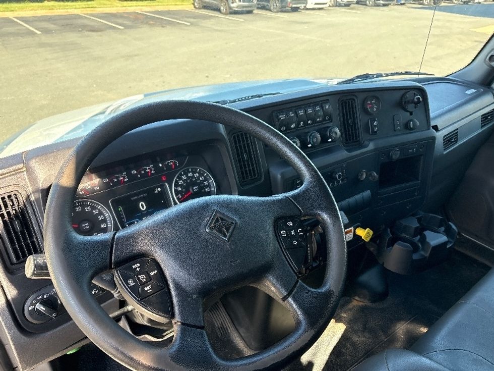 Medium Duty Box Truck-Light and Medium Duty Trucks-International-2022-MV607-Greensboro-NC-180,688\n\t\tmiles-$ 64,500 - Image 17