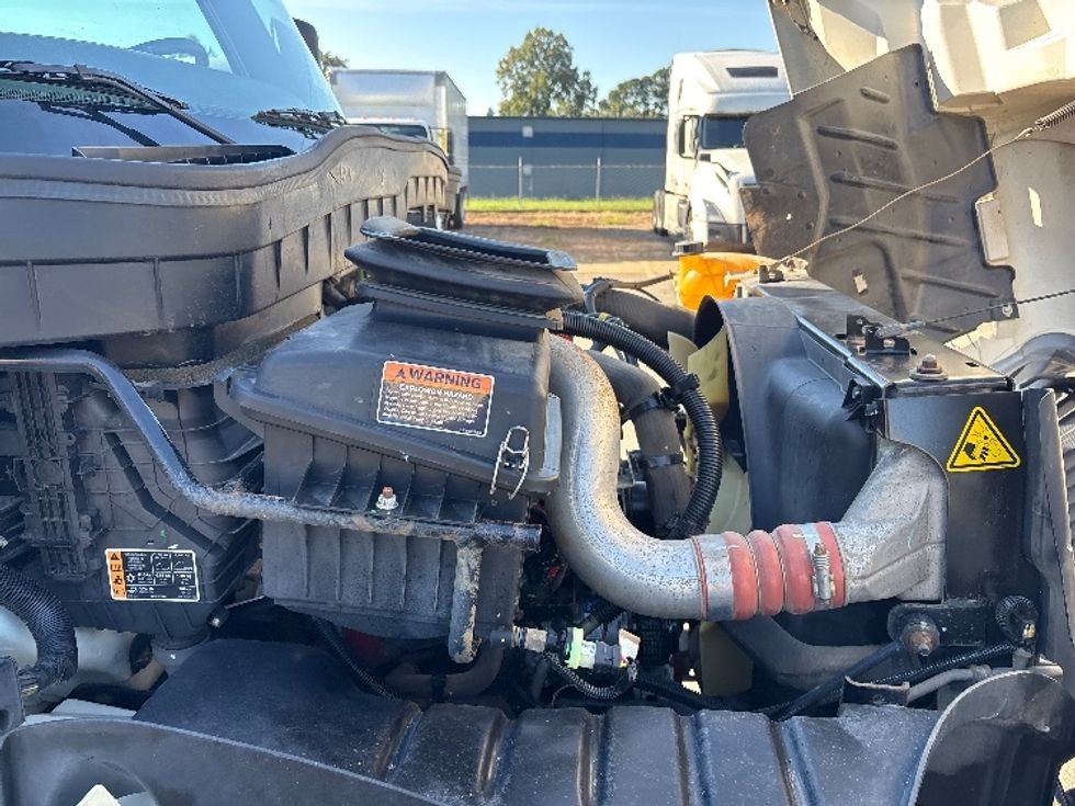 Medium Duty Box Truck-Light and Medium Duty Trucks-International-2022-MV607-Greensboro-NC-180,688\n\t\tmiles-$ 64,500 - Image 23