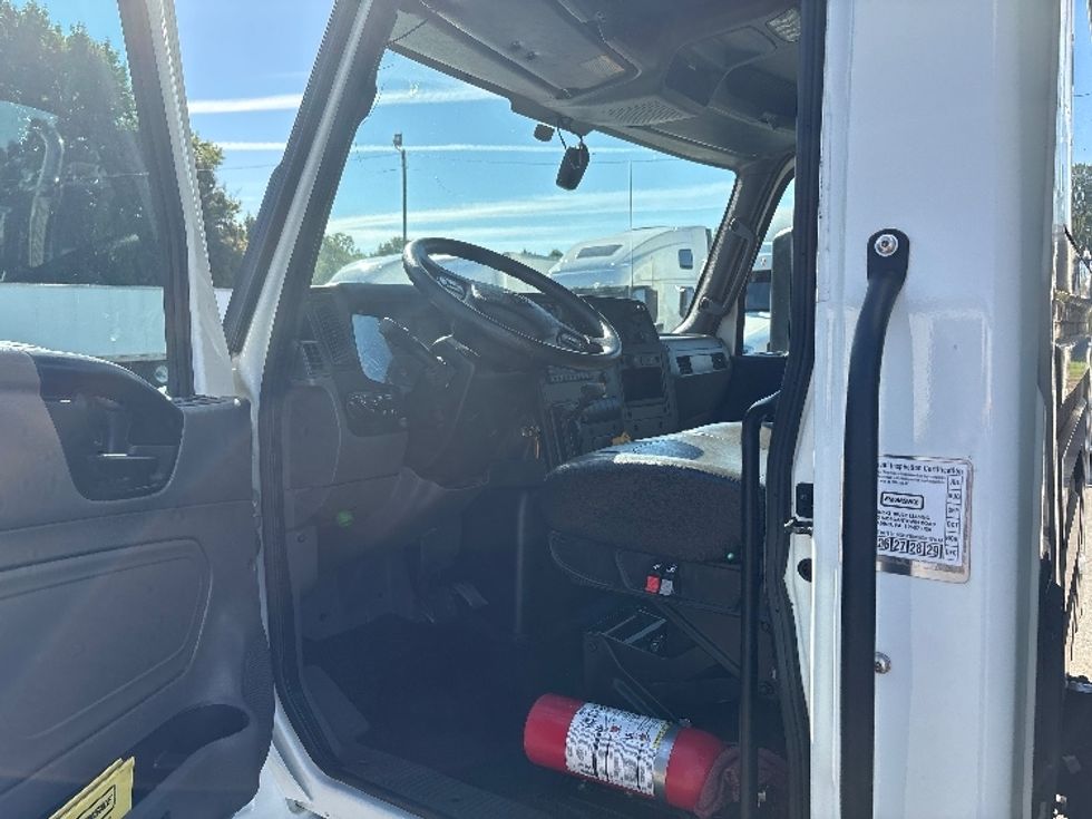 Medium Duty Box Truck-Light and Medium Duty Trucks-International-2022-MV607-Greensboro-NC-180,814\n\t\tmiles-$ 64,500 - Image 16