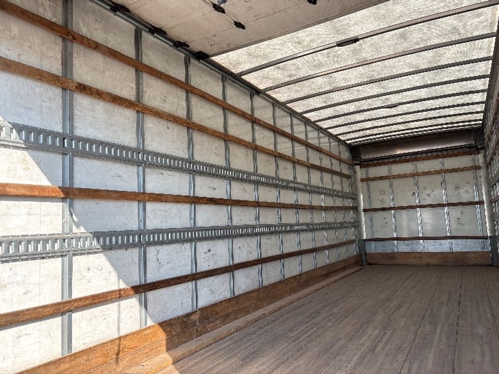 Medium Duty Box Truck-Light and Medium Duty Trucks-International-2022-MV607-Greensboro-NC-193,606\n\t\tmiles-$ 59,250 - Image 11
