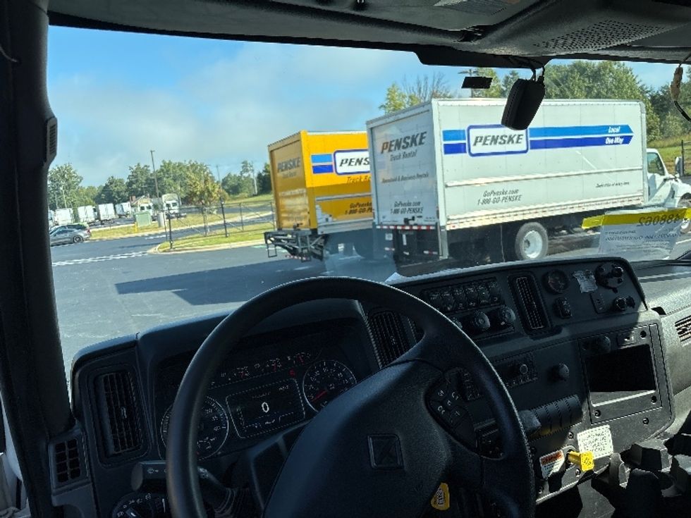 Medium Duty Box Truck-Light and Medium Duty Trucks-International-2022-MV607-Greensboro-NC-193,606\n\t\tmiles-$ 59,250 - Image 17