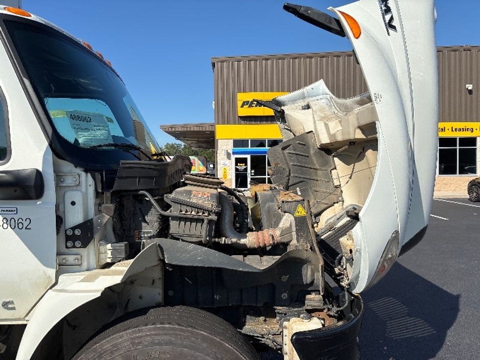Medium Duty Box Truck-Light and Medium Duty Trucks-International-2022-MV607-Greensboro-NC-193,606\n\t\tmiles-$ 59,250 - Image 23