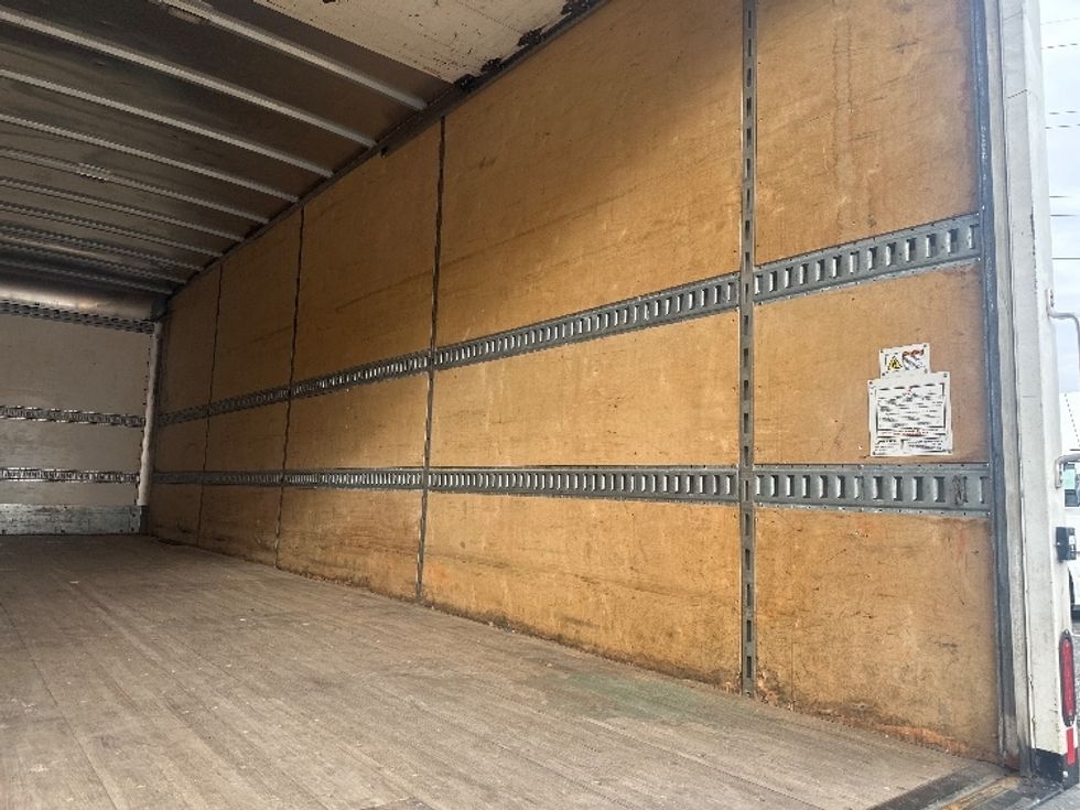 Medium Duty Box Truck-Light and Medium Duty Trucks-International-2022-MV607-Greensboro-NC-206,595\n\t\tmiles-$ 53,000 - Image 12