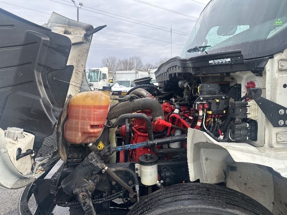 Medium Duty Box Truck-Light and Medium Duty Trucks-International-2022-MV607-Greensboro-NC-206,595\n\t\tmiles-$ 53,000 - Image 24