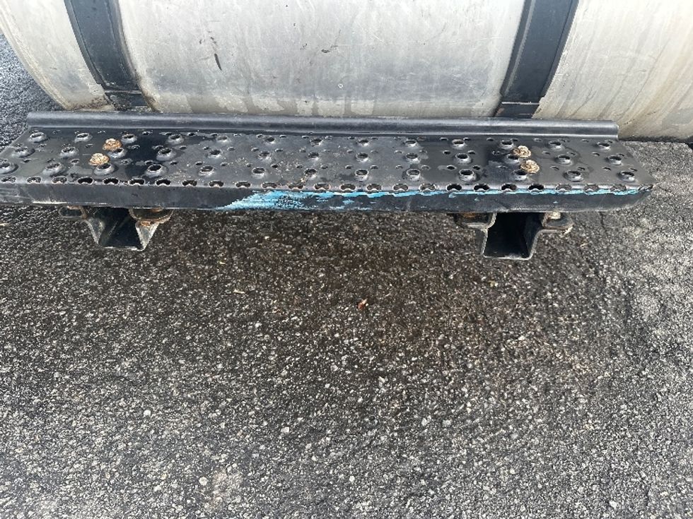 Medium Duty Box Truck-Light and Medium Duty Trucks-International-2022-MV607-Greensboro-NC-206,595\n\t\tmiles-$ 53,000 - Image 25