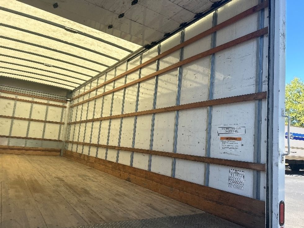 Medium Duty Box Truck-Light and Medium Duty Trucks-International-2022-MV607-Greensboro-NC-220,881\n\t\tmiles-$ 46,250 - Image 11