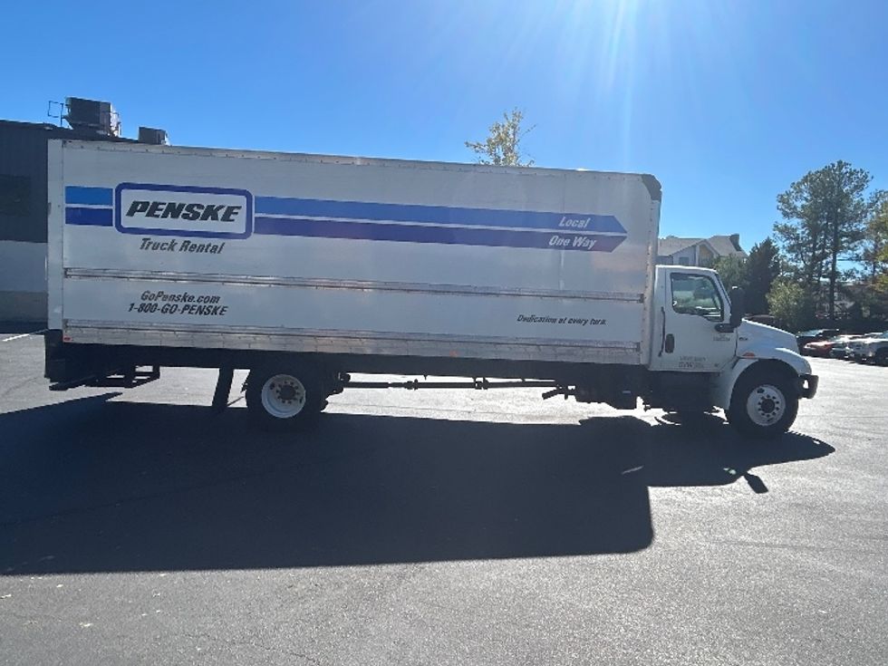 Medium Duty Box Truck-Light and Medium Duty Trucks-International-2022-MV607-Greensboro-NC-220,881\n\t\tmiles-$ 46,250 - Image 14