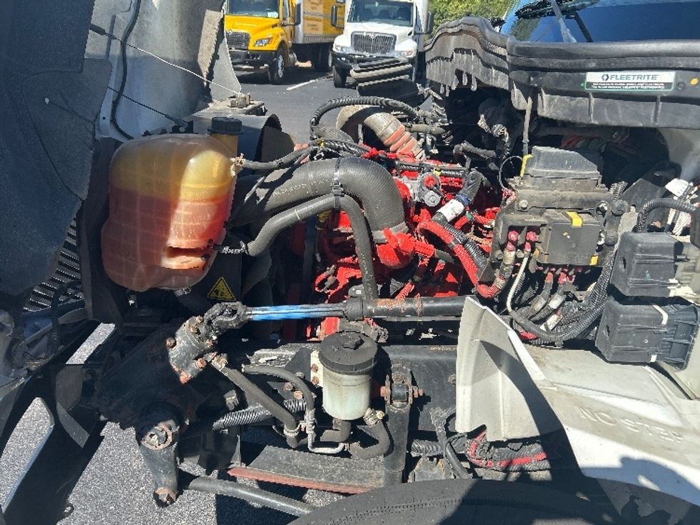 Medium Duty Box Truck-Light and Medium Duty Trucks-International-2022-MV607-Greensboro-NC-220,881\n\t\tmiles-$ 46,250 - Image 23